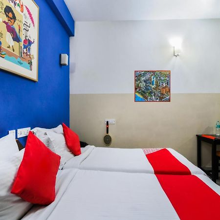 Hôtel Oyo Flagship 324 Velachery Madipakkam à Chennai Extérieur photo
