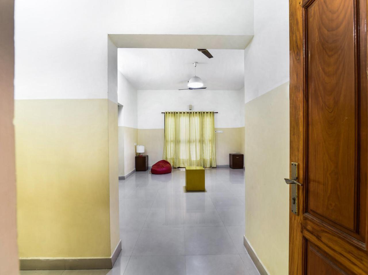 Hôtel Oyo Flagship 324 Velachery Madipakkam à Chennai Extérieur photo